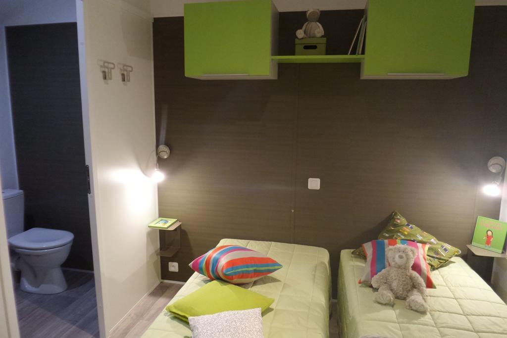 Camping Mobile Home U Sole Marinu Patrimonio Habitación foto
